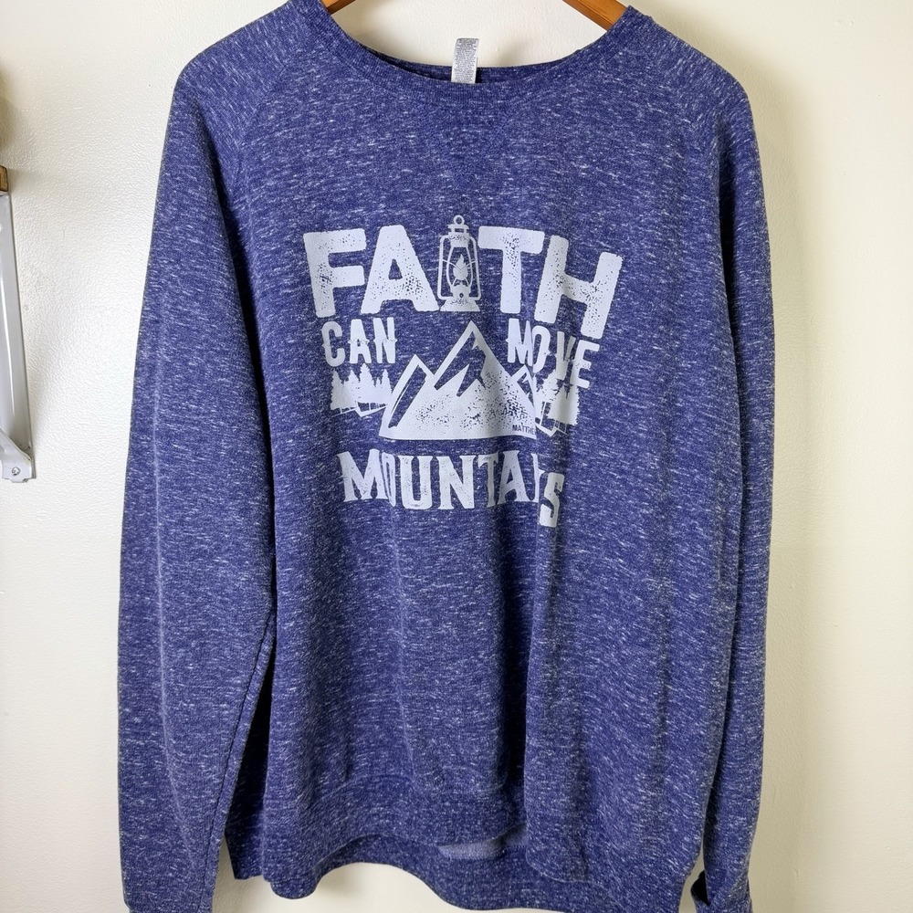 Woman's Faith Can Move Mountains Sweatshirt Size XL Christian Cozy Lounge
